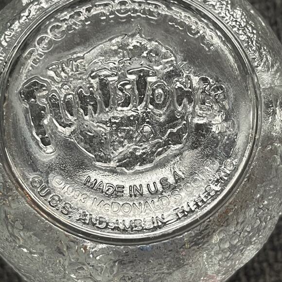 Set of two Flintstone McDonald Mugs from 1993 - Picture 6 of 11